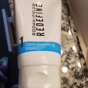 Rodan and Fields Redefine Cleanser